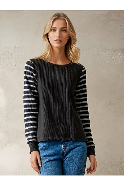 PT11611 URBAN RIB KNIT STRIPED SLEEVES SWEATER